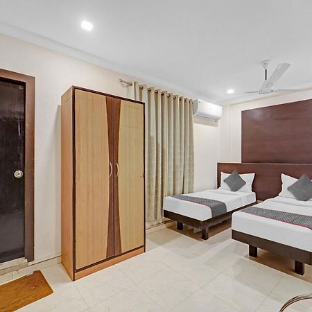 فندق Collection O Mount Road Rich Mount Near Marina Beach شيناي المظهر الخارجي الصورة
